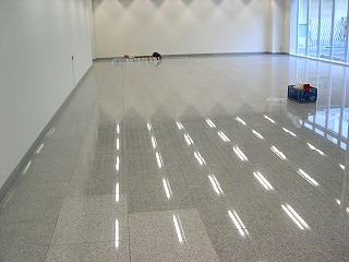 白御影石の防滑施工